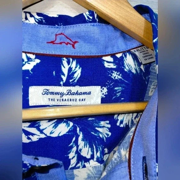 Tommy Bahama Veracruz Cay Flora Camp Shirt size XXL Hawaiian Vacation Resort - Picture 3 of 4